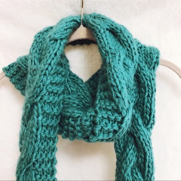 Forever 21 Teal Knitted Long Tassel Scarf - Picture 3 of 5
